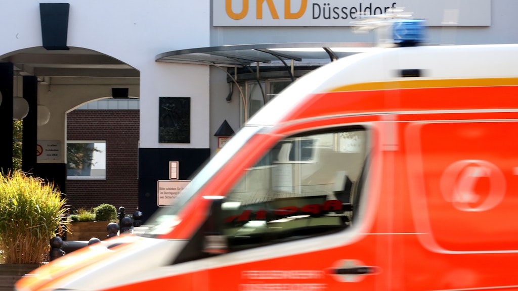Bereits seit Tagen steuern Rettungswagen die große Einrichtung in der nordrhein-westfälischen Landeshauptstadt nicht mehr an.