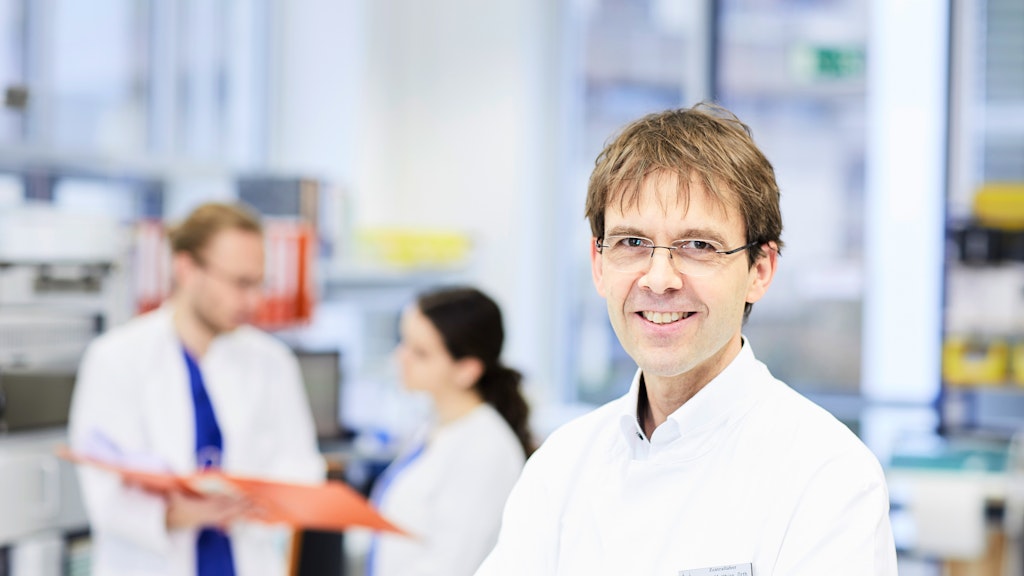Laut Dr. Matthias Orth können Schnelltests die PCR-Tests nicht ersetzen.