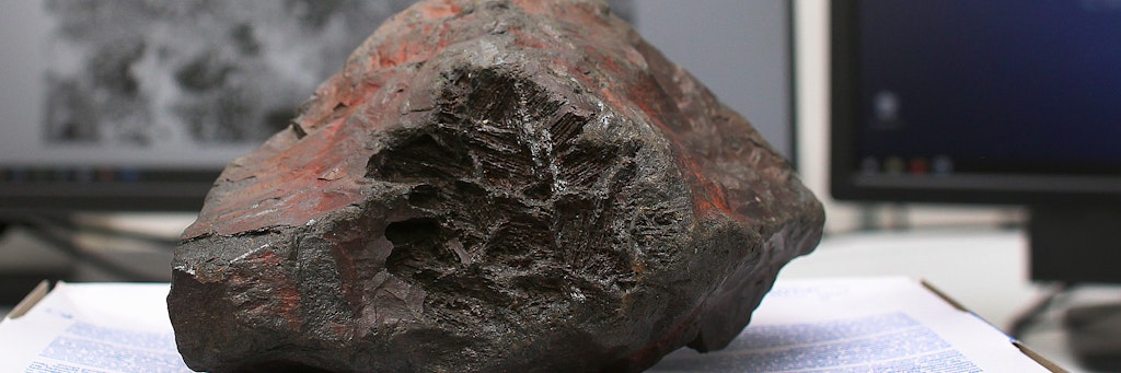 Kann dieser Stein ein Meteorit sein? 