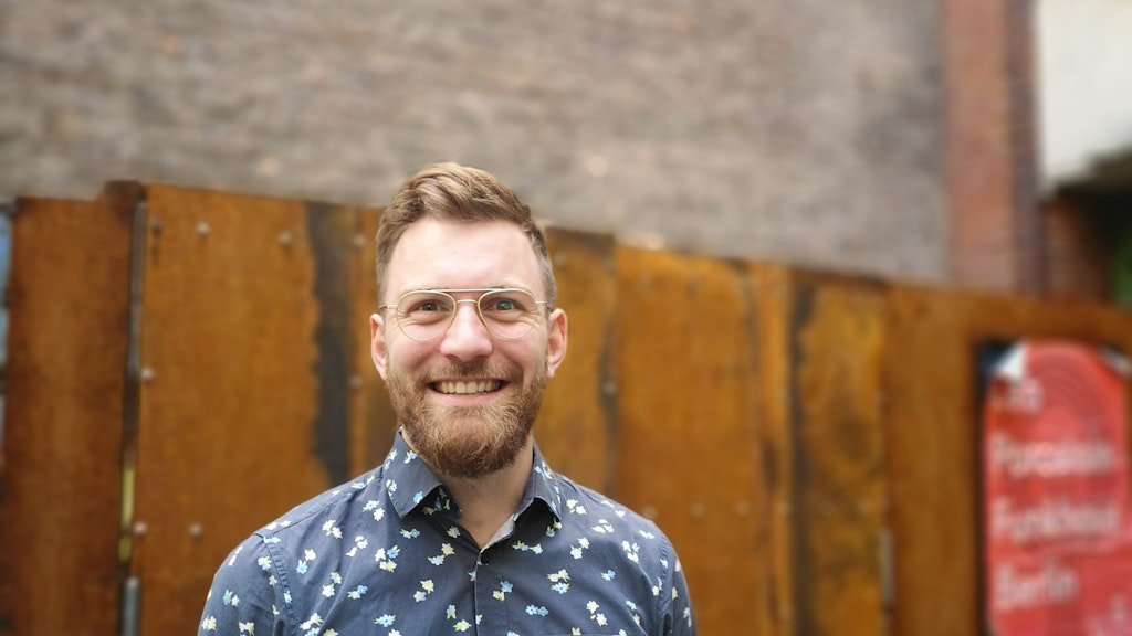 Samuel Schneider vermittelt über seine Plattform Journeyman Handwerker zum Arbeiten ins Ausland.