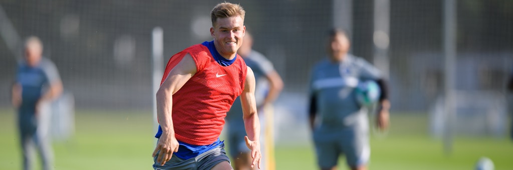 Legt sich mächtig ins Zeug: Herthas Maximilian Mittelstädt (23) kommt neuerdings für gleich drei Positionen infrage. 