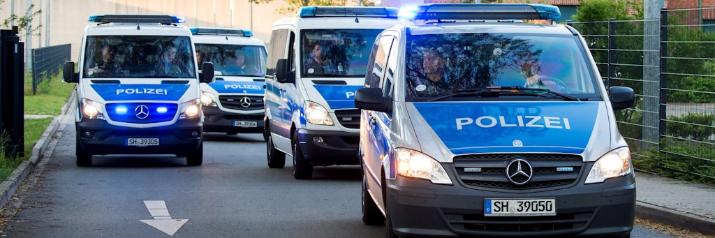 Die Polizei in Schleswig-Holstein im Einsatz (Symbolfoto).