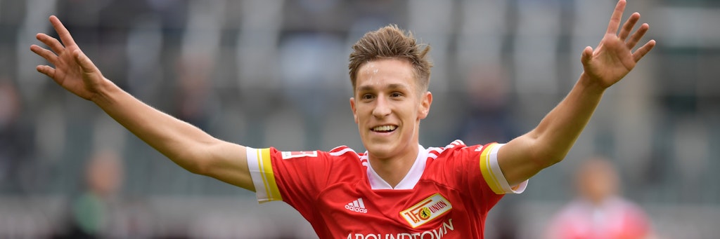 Nico Schlotterbeck feiert das Tor zum 1:1. 
