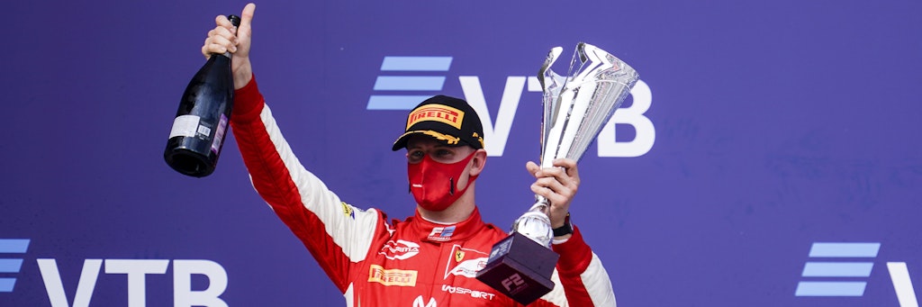 Mick Schumacher feiert in Sotschi seinen zweiten Saisonsieg. 