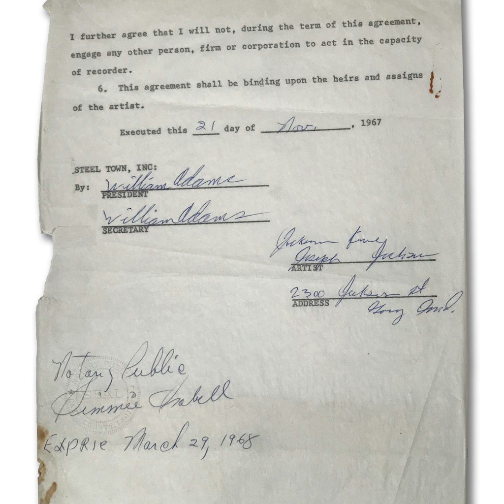 Der erste Plattenvertrag der Jackson Five, signiert von Joe Jackson, Michaels Vater, aus dem Jahr 1968.