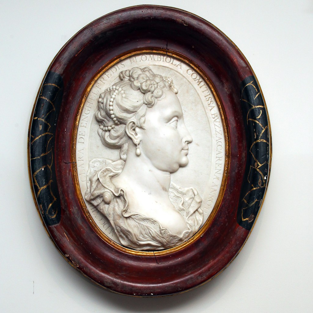 Dieses Marmorrelief des venezianischen Bildhauers Giovanni Bonazza, datiert auf das Jahr 1714, ist für 45.000 Euro zu haben.