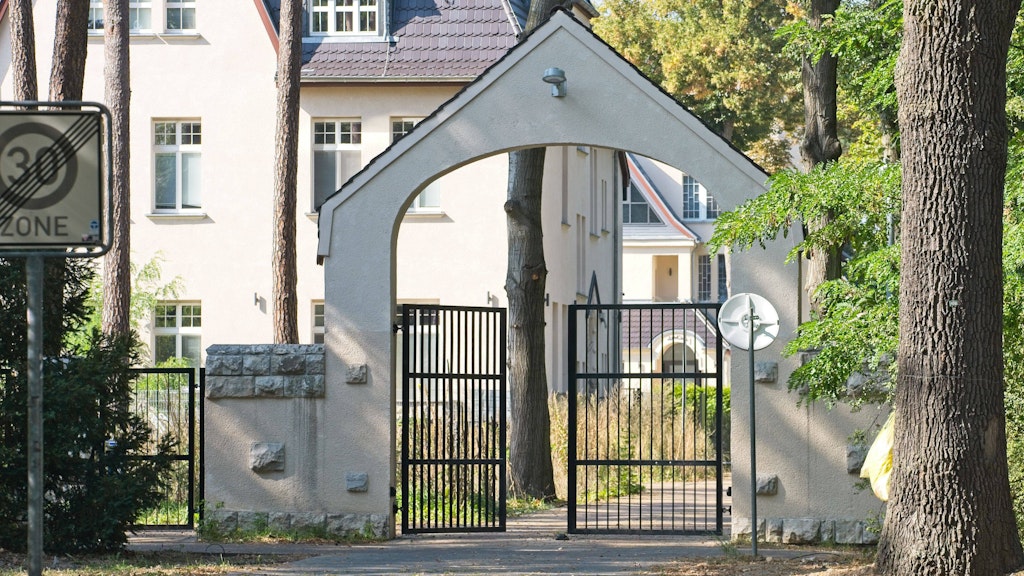 Grundstück und Villa von Arafat Abou-Chaker im teuren Kleinmachnow.