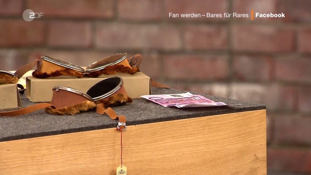 Für 500 Euro gehen die Brillen bei „Bares für Rares“ an Walter „Waldi“ Lehnertz.