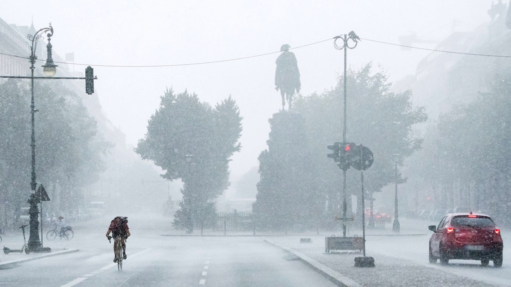 In Berlin kann es örtlich Starkregen geben. 