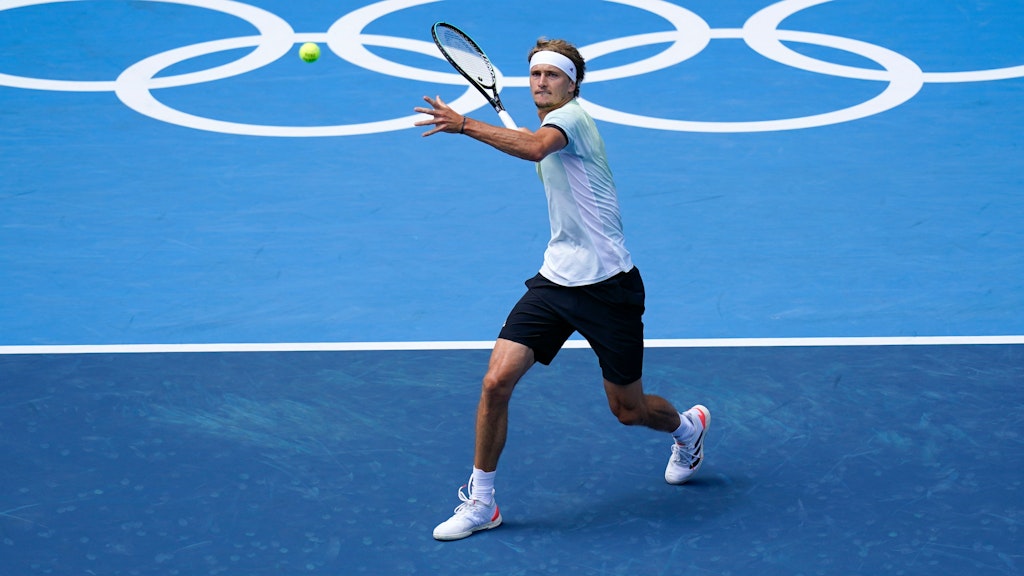 Alexander Zverev wirkt bei den Olympischen Spielen bisher sehr konzentriert und trifft im Achtelfinale auf den Georgier Nikolos Bassilaschwili.