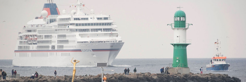 Kreuzfahrtschiff EUROPA der Reederei Hapag-Lloyd Cruises (Archivbild)