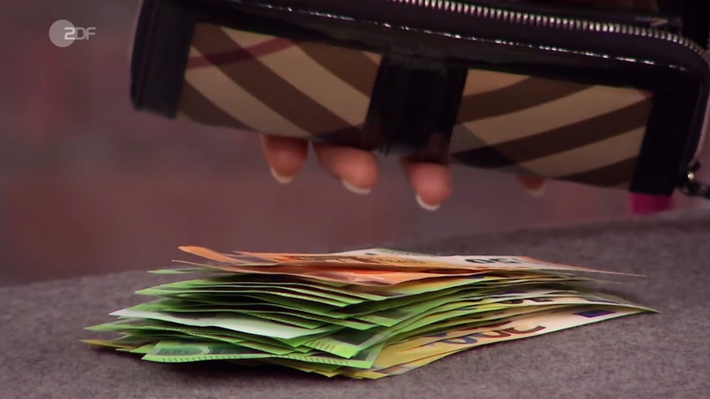 5500 Euro zahlte „Bares für Rares“-Händlerin Elke Velten für den Ring, den sie furchtbar fand.
