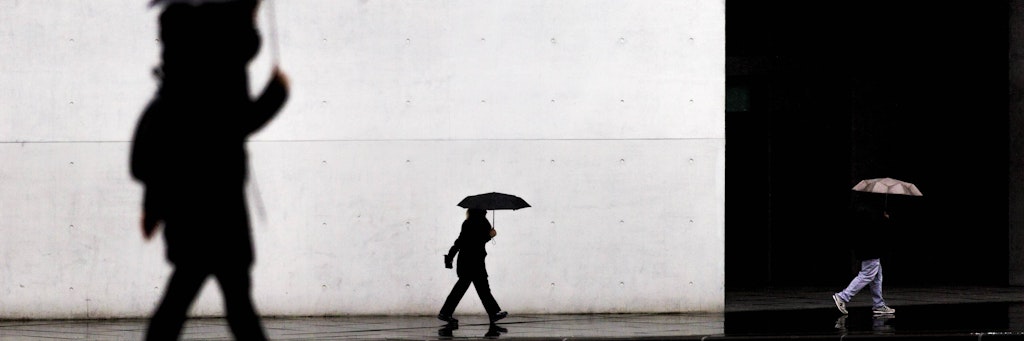 Regenschirm und dicke Jacke können schon mal bereitgelegt werden – es wird wettertechnisch ungemütlich in Deutschland.