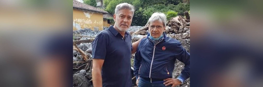 George Clooney mit dem Bürgermeister der Stadt Laglio Roberto Pozzi.