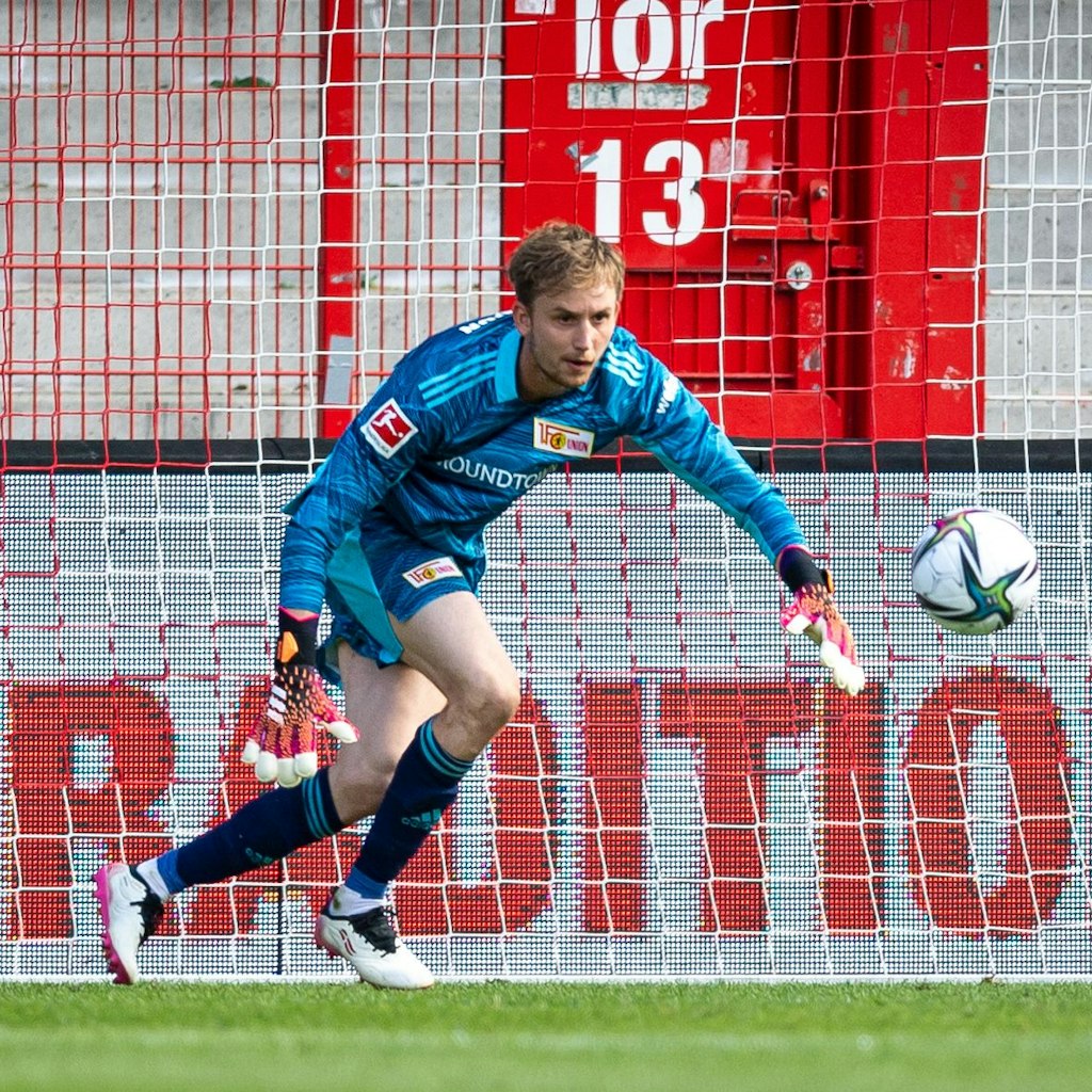 Scheint an Andreas Luthe noch nicht vorbei zu kommen: Unions Neuzugang Frederik Rönnow.