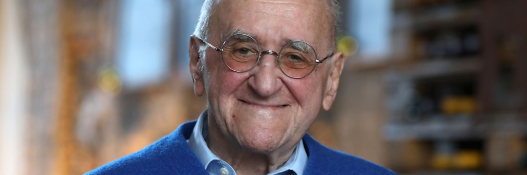 Alfred Biolek, früherer Fernsehmoderator, starb am 23. Juli im Alter von 87 Jahren. 