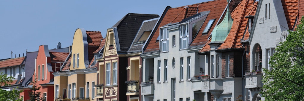 Altbauten wie hier in der Alsenstraße in Steglitz sind bei Wohnungssuchenden besonders beliebt. 