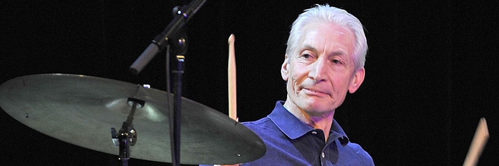 Charlie Watts, der Schlagzeuger der Rolling Stones, muss nach einer Operation pausieren.