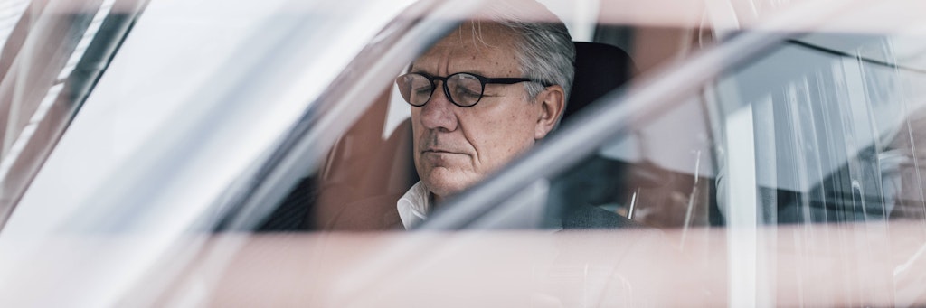 Noch fit für den Straßenverkehr? Ältere sollen zum regelmäßigen Check, fordert die Dekra. 
