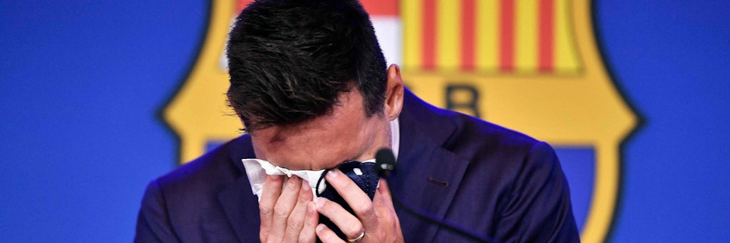 Viele Tränen, wenig Klarheit: Lionel Messi auf der Pressekonferenz in Barcelona.