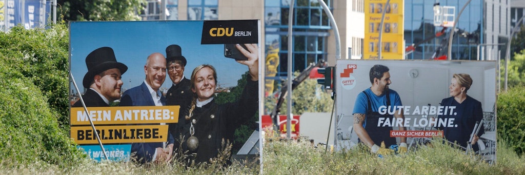 Auf Großflächen-Plakaten werben die Berliner CDU mit dem Landesvorsitzenden Kai Wegner (l.) und die Berliner SPD-Spitzenkandidatin Franziska Giffey für die Abgeordnetenhauswahl. 