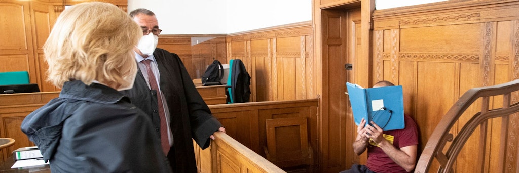 Karol P. ist wegen schwerer Vergewaltigung und Hausfriedensbruch angeklagt.