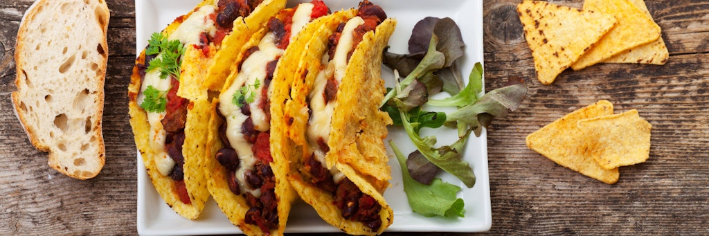 Für die mexikanische Küche ist Fingerspitzengefühl gefragt: Bei Tacos und Co. wird gefüllt, gewickelt und mit den Händen gegessen.