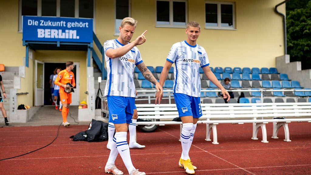 Sagt Servus und will in Augsburg endlich Stammspieler werden: Ex-Herthaner Arne Maier (l., 22).