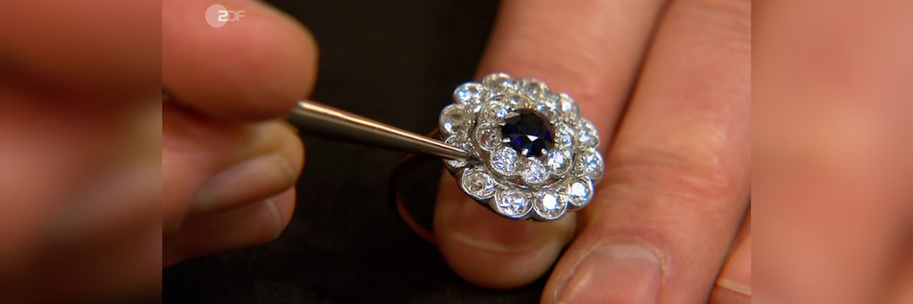 Dieser Ring steht bei „Bares für Rares“ zum Verkauf.