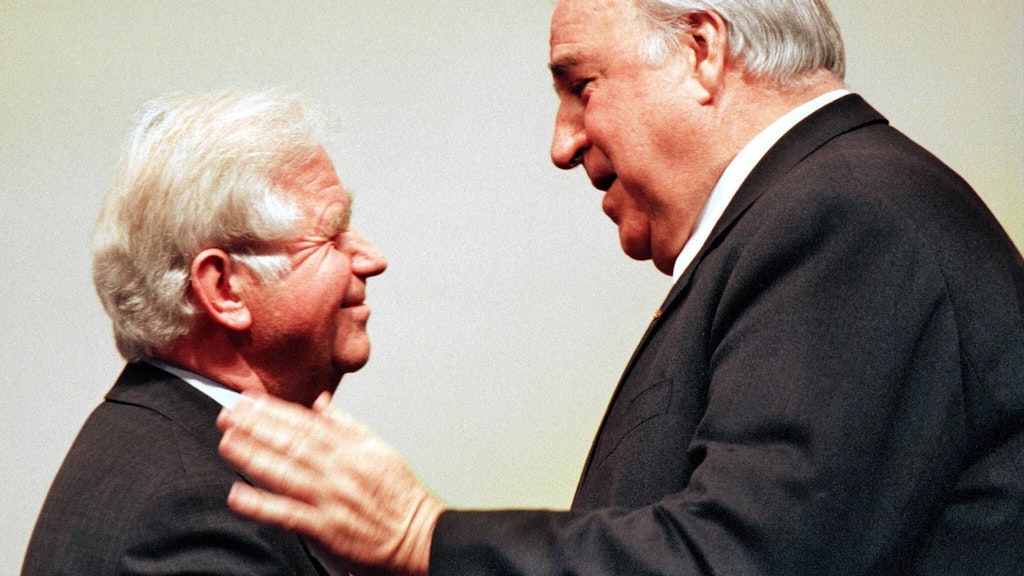 Kurt Biedenkopf avancierte in den 70er Jahren zum Rivalen von Ex-Kanzler Helmut Kohl.