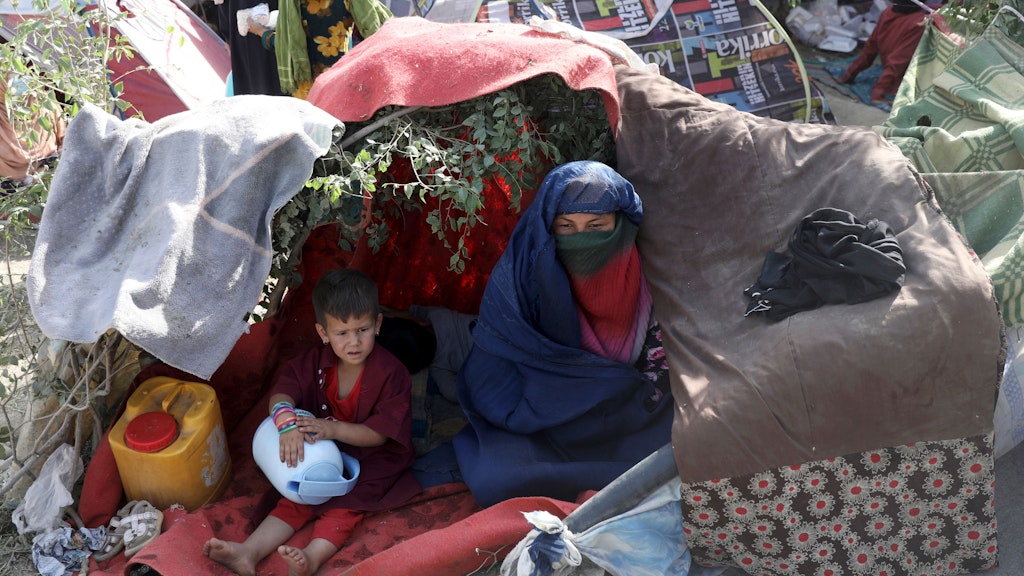 Tausende Afghanen flohen vor den Taliban, leben jetzt in Zeltstädten in Kabul.