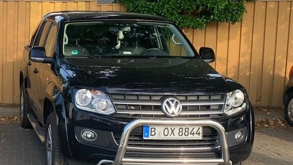 Mit diesem Auto soll die gesuchte Frau unterwegs sein.