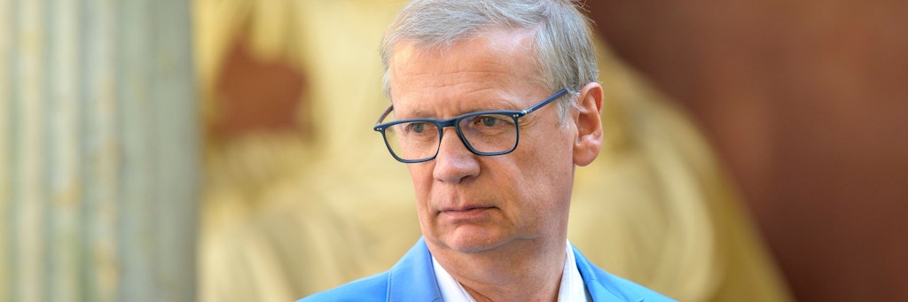 Moderator Günther Jauch, der seit 1999 die Show „Wer wird Millionär“ moderiert, verriet in „5 gegen Jauch“ jetzt seine Ängste.
