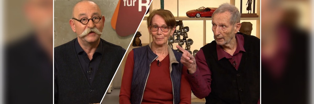 Bei „Bares für Rares“ erhebt der Kandidat den Zeigefinger gegen Moderator Horst Lichter und weist ihn zurecht.