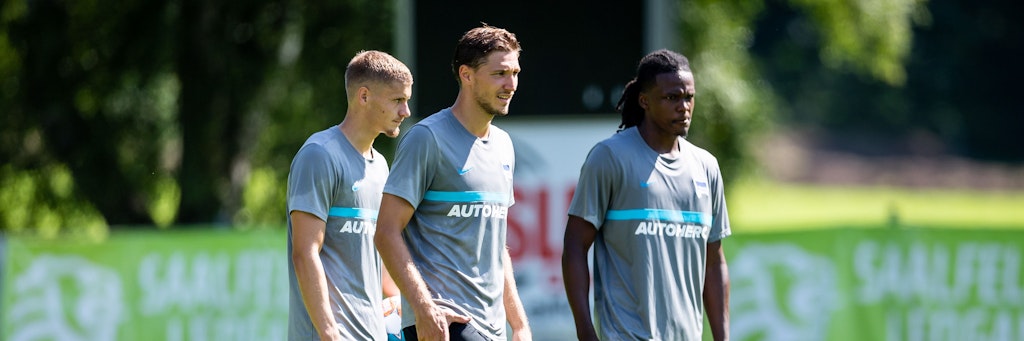 Aus drei macht zwei: Weil Marton Dardai (l.) ausfällt, wird wohl Dedyrck Boyata (r.) sein Saisondebüt für Hertha neben Niklas Stark in der Abwehr feiern. 