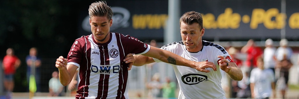Dynamo-Stürmer Andor Bolyki (l.) ist für das Spiel in Babelsberg wieder fit.
