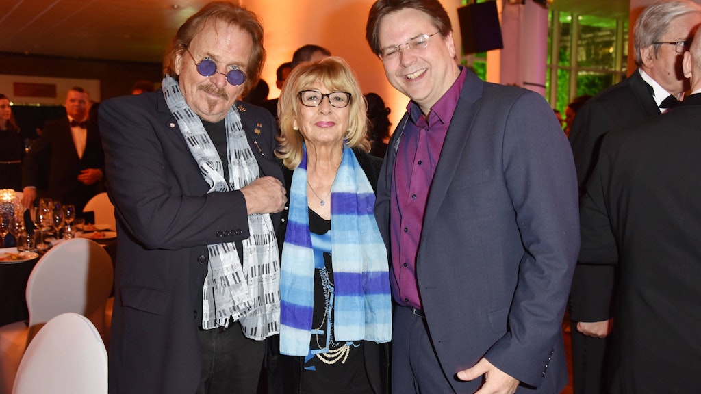 Frank Zander mit seiner Frau Evy und Sohn Marcus beim Brandenburg-Ball 2019 in Potsdam. Marcus sorgt sich um seine Eltern: „Es geht ihnen nach dem Urteil sehr schlecht.“