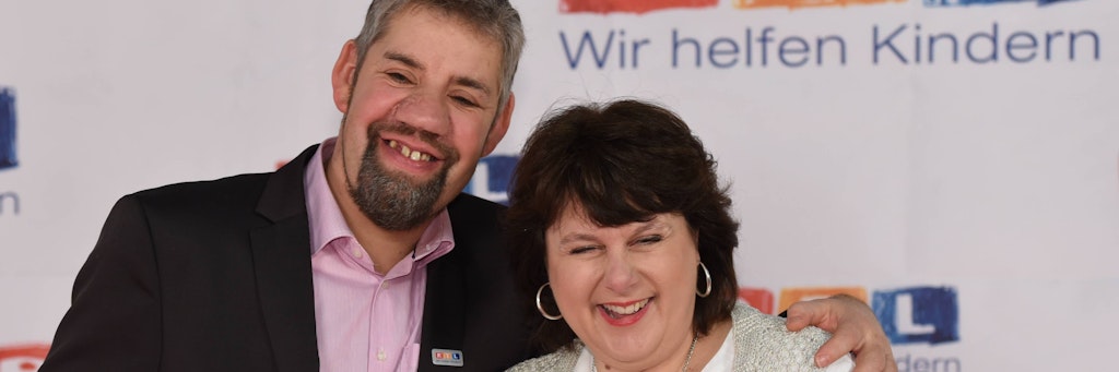 So sehen Uwe Abel und seine Frau Iris Abel, die sich bei Bauer sucht Frau trafen, heute nicht mehr aus.