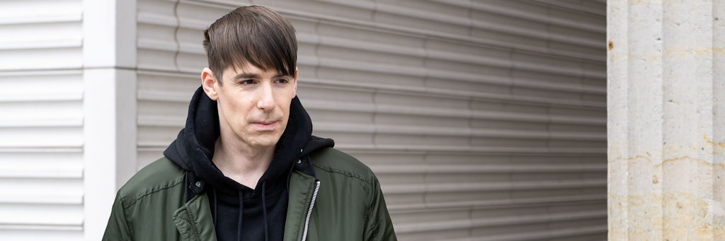 Designer Kilian Kerner am Brandenburger Tor, auch so ein Ort des Neubeginns.<br>