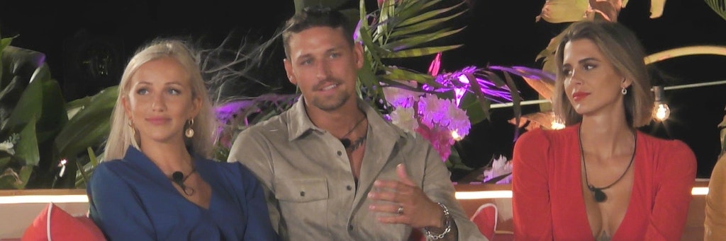 Jannik konnte sich bei „Love Island“ nicht zwischen Lena (l.) und Andrina entscheiden. Wird sich nun überhaupt eine von ihnen für Jannik entscheiden?
