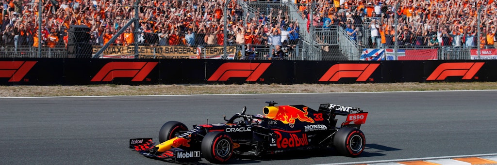 Max Verstappen fährt in Zandvoort auf die Poleposition und versetzt seine Fan-Landsleute damit in Ekstase.