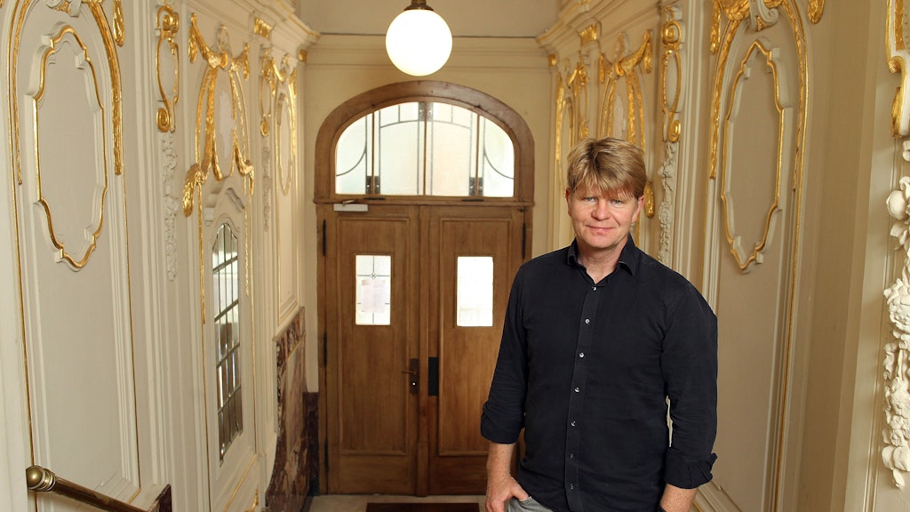 Ein Jahr lang arbeitet Thomas Pollack an so einem edlen Treppenhaus. 