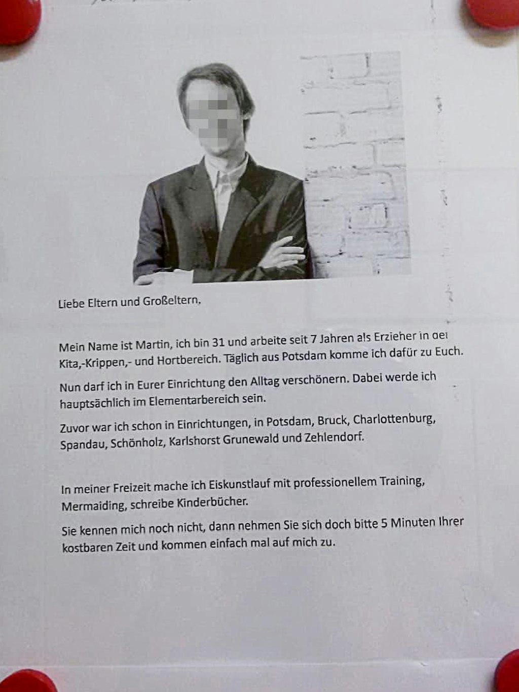 Mit diesem Aushang stellte sich „Martin“ den Eltern vor. 