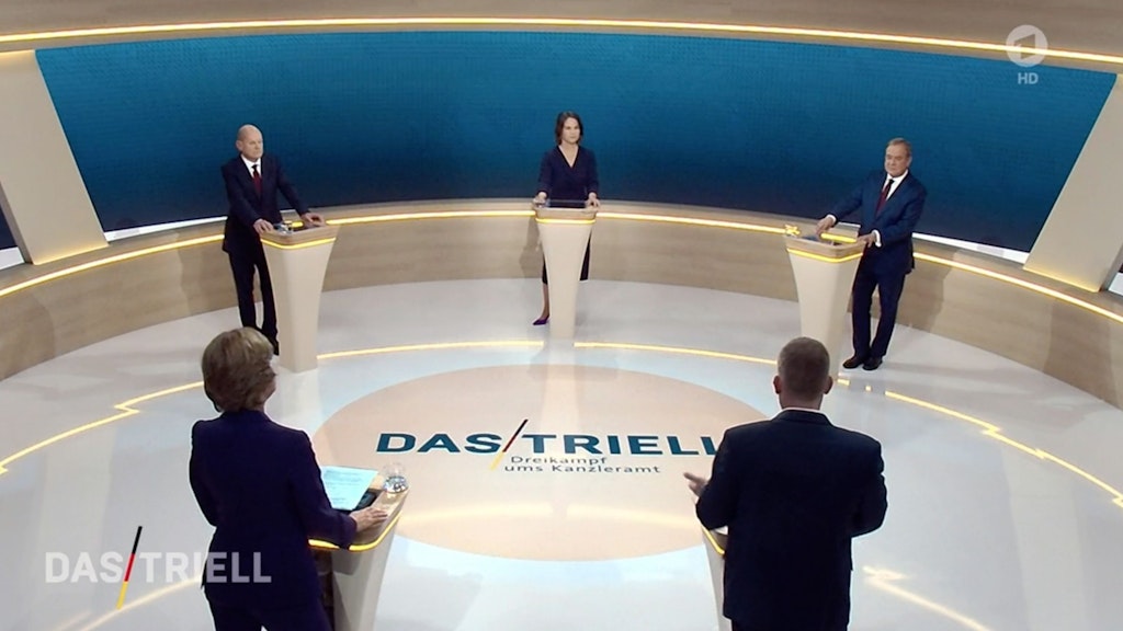 Das TV-Triell wurde moderiert von Maybrit Illner und Oliver Köhr. 