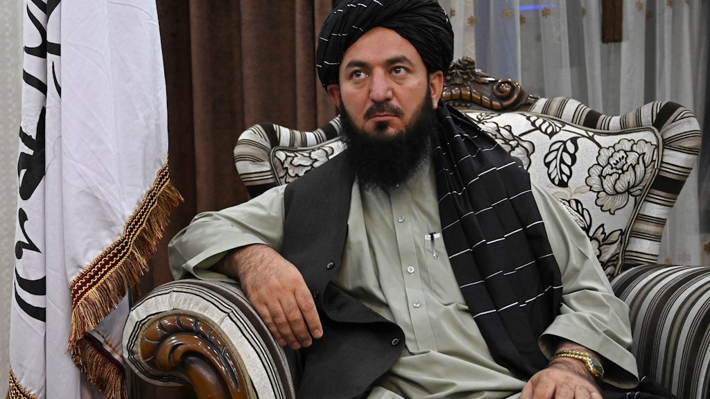 Qari Salahuddin Ayoubi besetzte mit seiner Kompagnie das Haus des berüchtigten Warlords in Kabul.