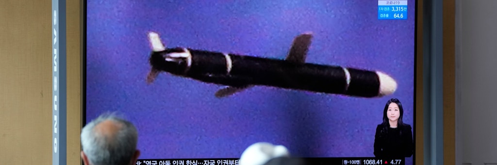 Das Fernsehen in Südkorea berichtete über die Waffentests des kommunistischen Nordens.