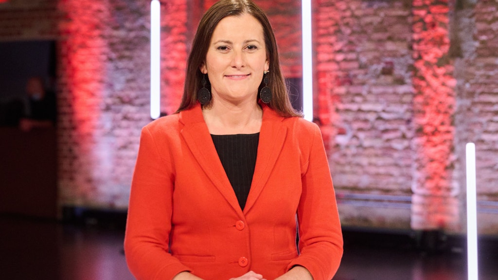  Janine Wissler, Parteivorsitzende Die Linke, kurz vor der Sendung „Der Vierkampf nach dem TV-Triell“.