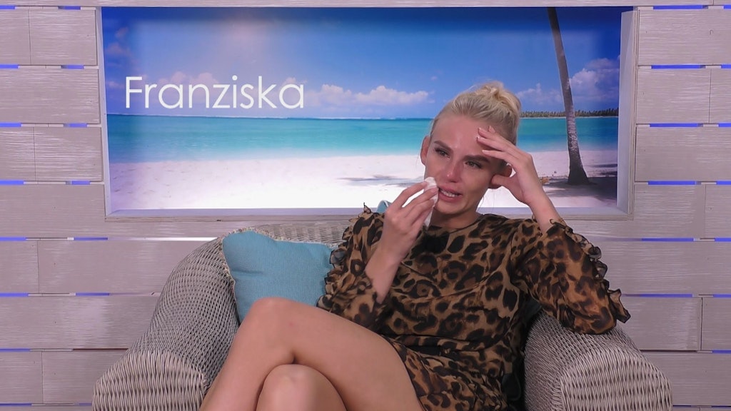 „Love Island“-Kandidatin Franzi wurde durch Janniks Aktion verletzt.