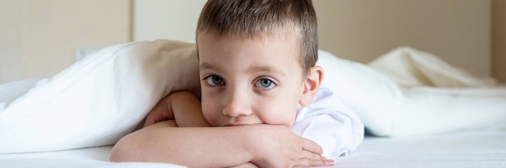 Gut gebettete Kinder bescheren auch Eltern einen ruhigen Schlaf. Stiftung Warentest hat eine Reihe von Kindermatratzen einem Test unterzogen.