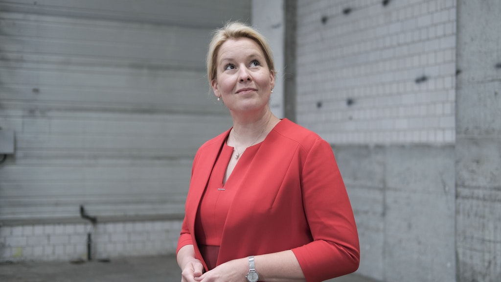 Franziska Giffey (SPD) während einer Wahlkampftour in Berlin. 
